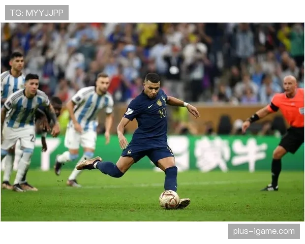 南美足球崛起：持续提升的竞争力与全球影响力彰显辉煌历程